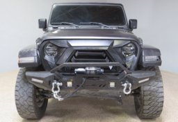2021 Jeep Gladiator - Image 11