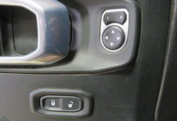 2021 Jeep Gladiator - Image 35