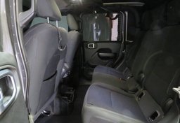 2021 Jeep Gladiator - Image 33