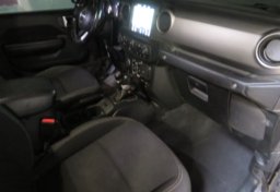 2021 Jeep Gladiator - Image 30