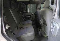 2021 Jeep Gladiator - Image 27