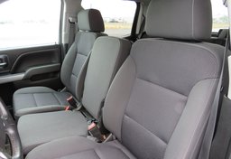 2018 Chevrolet Silverado 1500 - Image 33