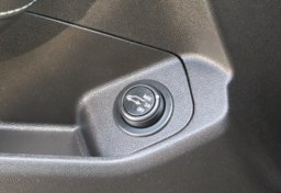 2018 GMC Terrain - Image 57