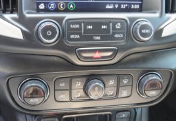 2018 GMC Terrain - Image 43