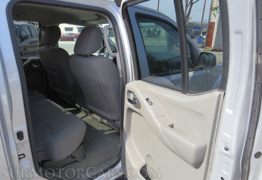 2016 Nissan Frontier - Image 26