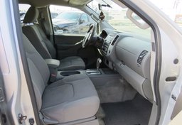 2016 Nissan Frontier - Image 24