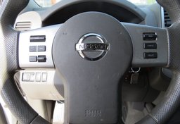 2016 Nissan Frontier - Image 36