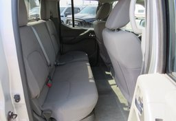 2016 Nissan Frontier - Image 30