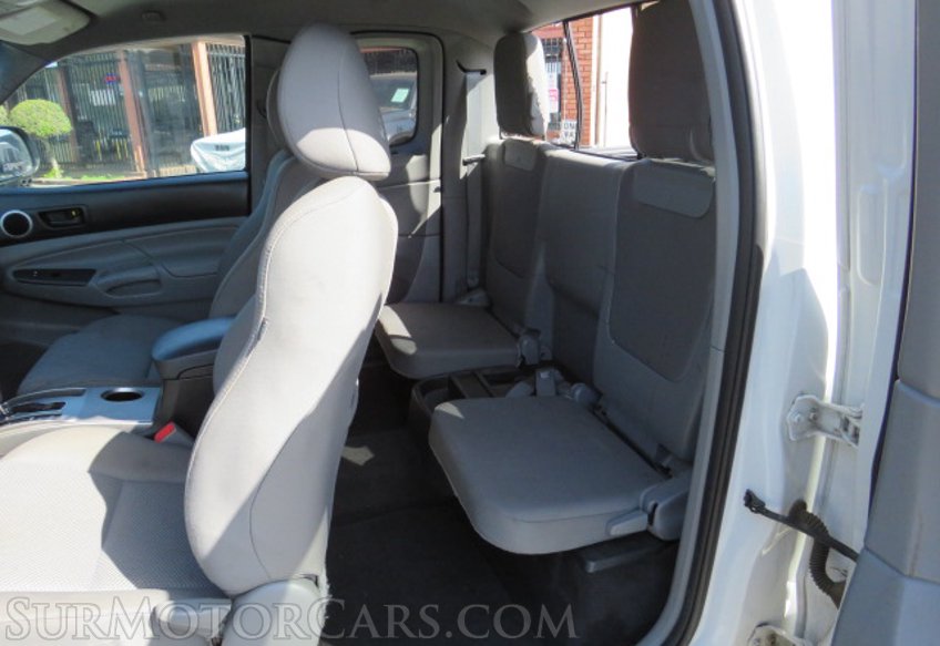 2014 Toyota Tacoma - Image 20