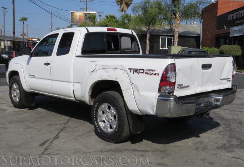 2014 Toyota Tacoma - Image 4
