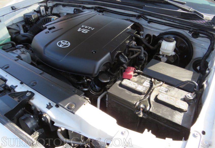 2014 Toyota Tacoma - Image 40
