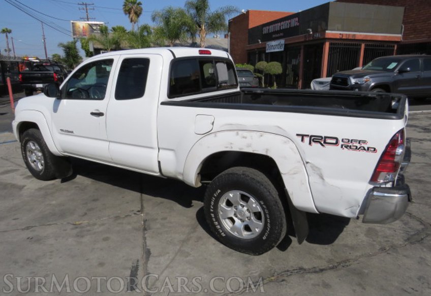 2014 Toyota Tacoma - Image 5