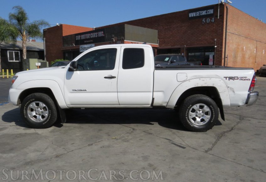 2014 Toyota Tacoma - Image 3