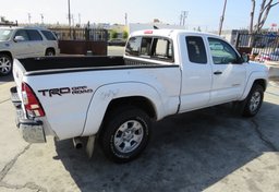 2014 Toyota Tacoma - Image 9