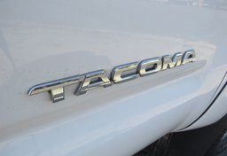 2014 Toyota Tacoma - Image 43