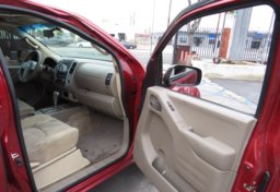 2016 Nissan Frontier - Image 17