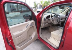 2016 Nissan Frontier - Image 16