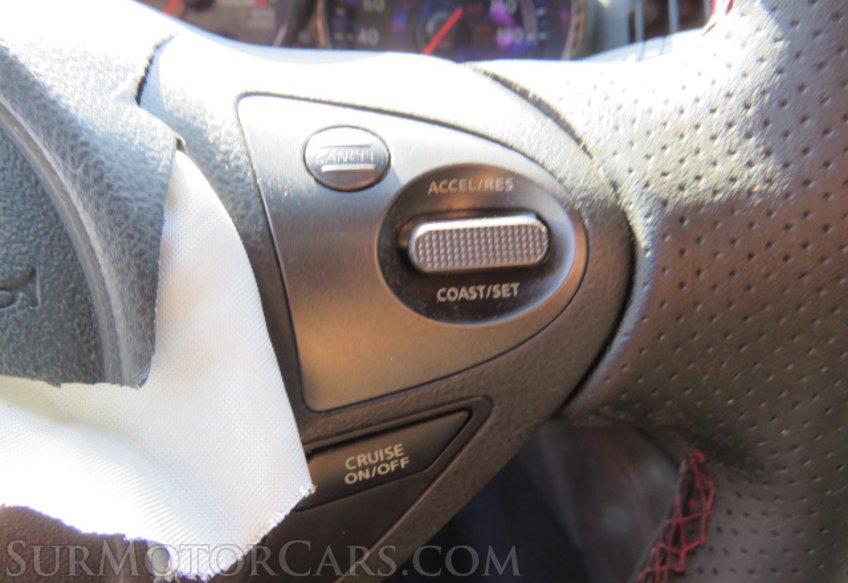 2020 Nissan 370Z Coupe - Image 15