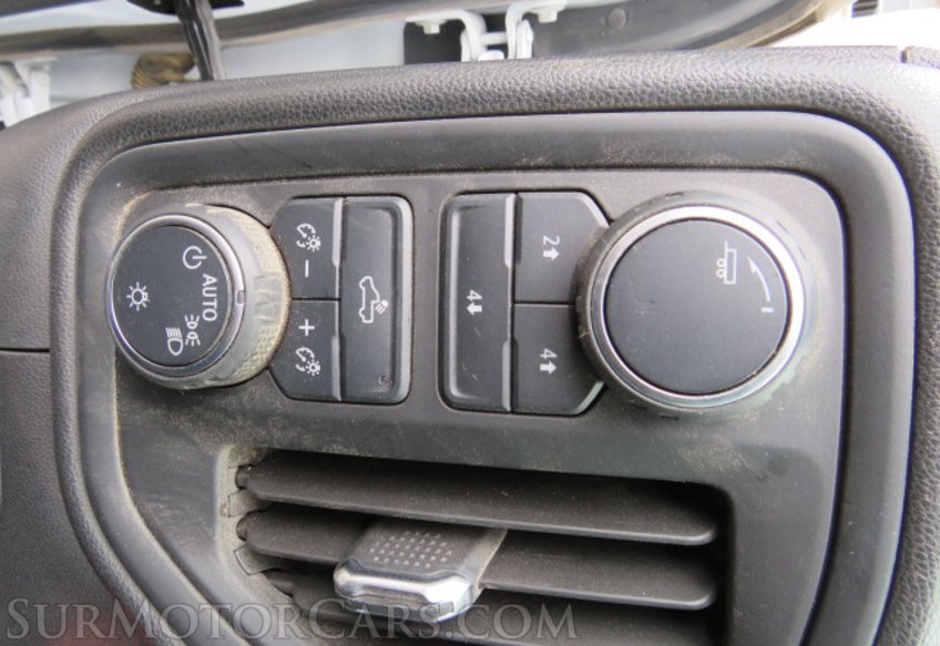 2021 Chevrolet Silverado 2500HD - Image 38