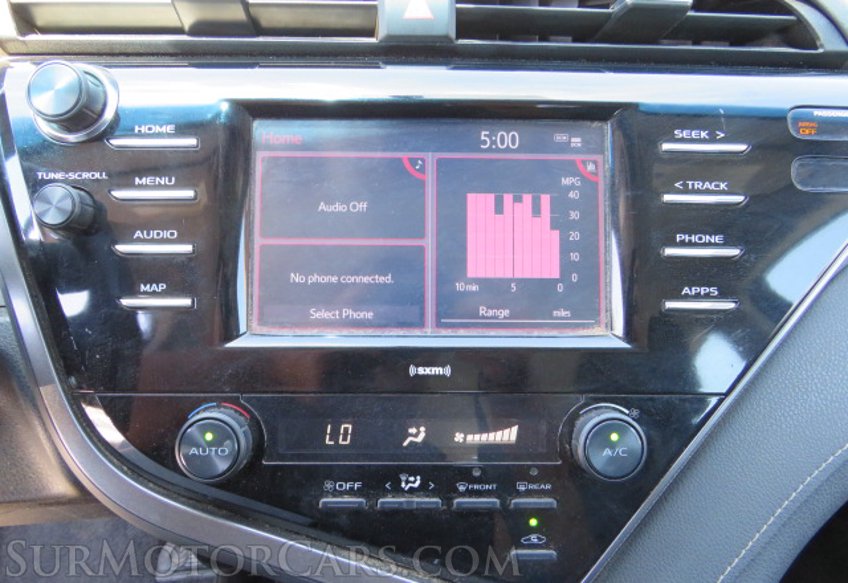 2020 Toyota Camry - Image 38