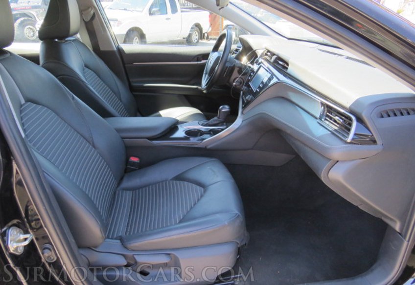 2020 Toyota Camry - Image 26