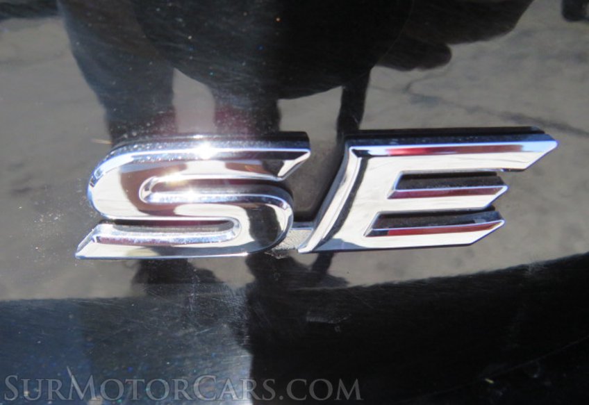 2020 Toyota Camry - Image 18