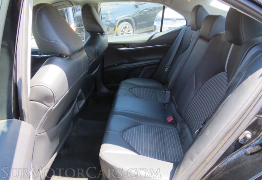 2020 Toyota Camry - Image 27