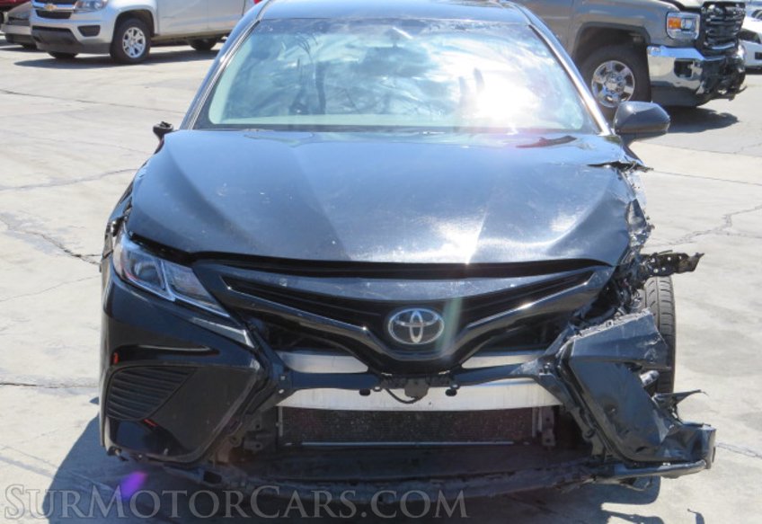 2020 Toyota Camry - Image 9