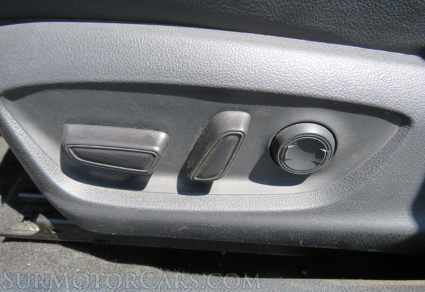 2020 Toyota Camry - Image 36