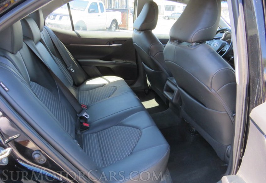 2020 Toyota Camry - Image 30