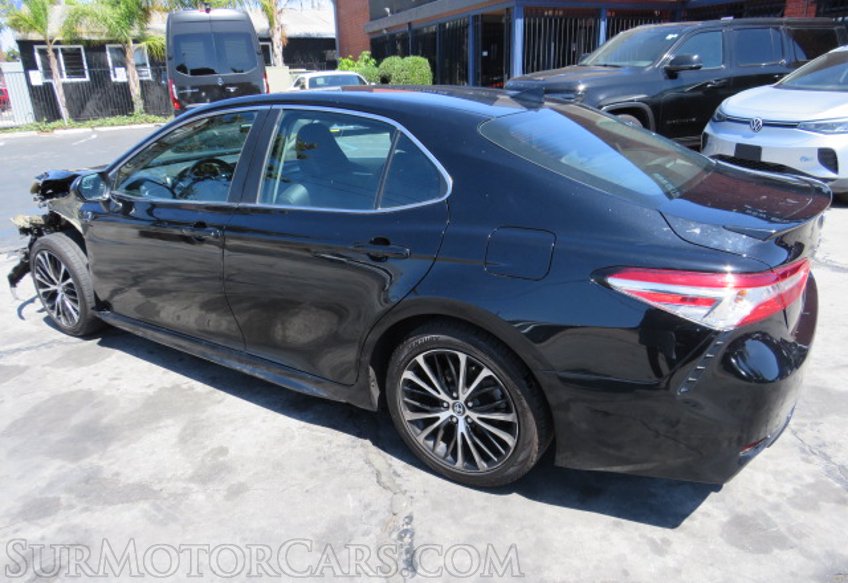 2020 Toyota Camry - Image 6