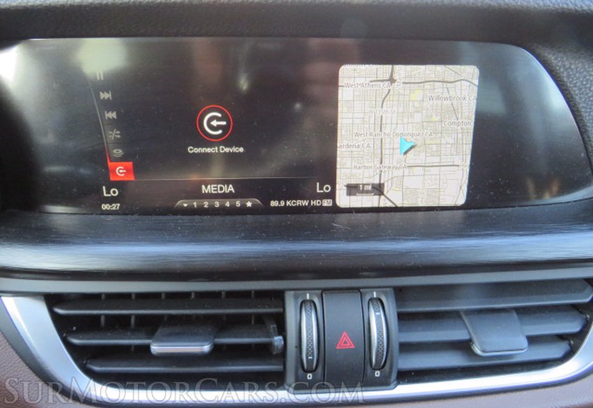 2018 Alfa Romeo Stelvio - Image 30