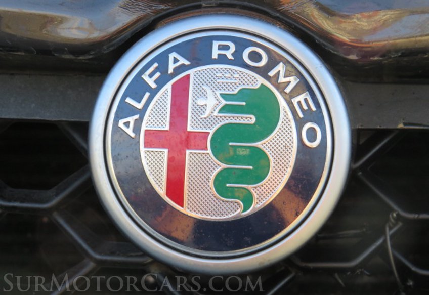 2018 Alfa Romeo Stelvio - Image 14