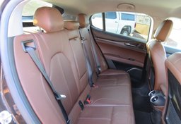 2018 Alfa Romeo Stelvio - Image 28