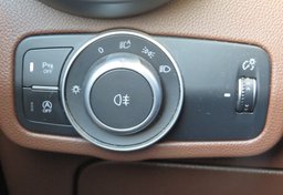 2018 Alfa Romeo Stelvio - Image 37