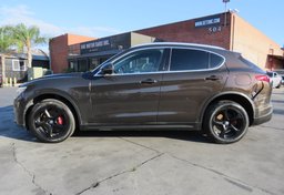 2018 Alfa Romeo Stelvio - Image 5