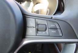 2018 Alfa Romeo Stelvio - Image 33