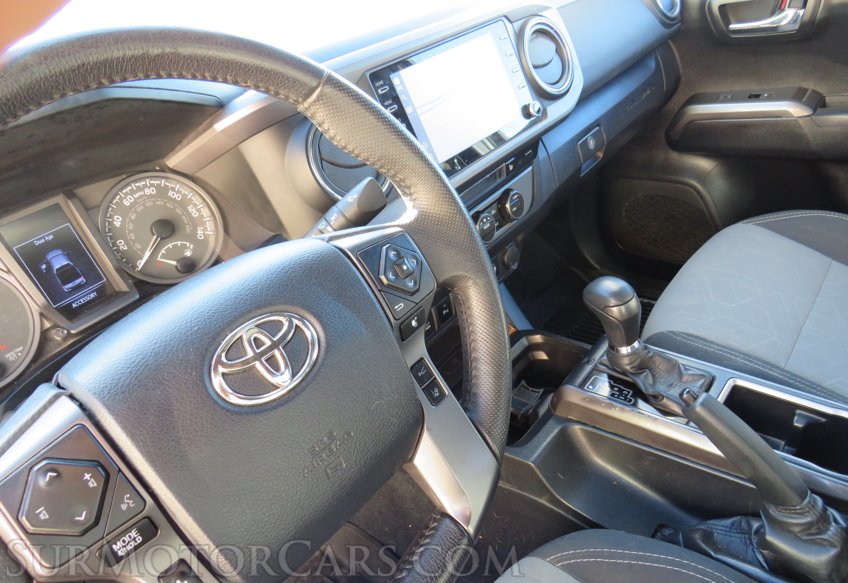 2020 Toyota Tacoma 4WD - Image 32