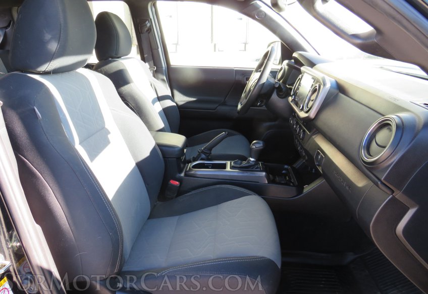 2020 Toyota Tacoma 4WD - Image 44