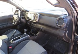 2020 Toyota Tacoma 4WD - Image 46