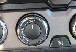 2020 Toyota Tacoma 4WD - Image 37