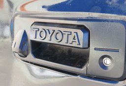 2020 Toyota Tacoma 4WD - Image 25