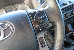 2020 Toyota Tacoma 4WD - Image 30