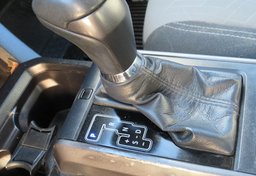 2020 Toyota Tacoma 4WD - Image 39