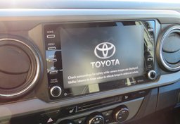 2020 Toyota Tacoma 4WD - Image 34