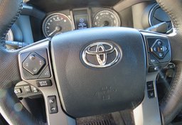 2020 Toyota Tacoma 4WD - Image 31