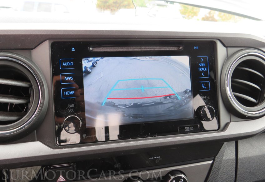 2018 Toyota Tacoma - Image 31