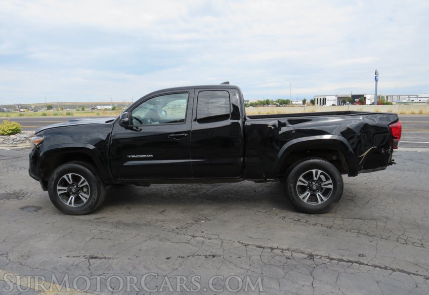 2018 Toyota Tacoma - Image 11