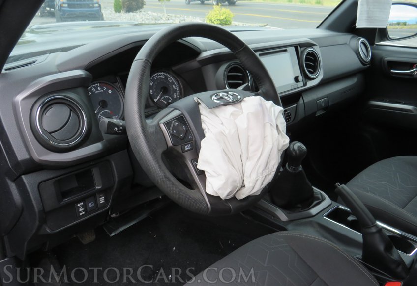 2018 Toyota Tacoma - Image 21