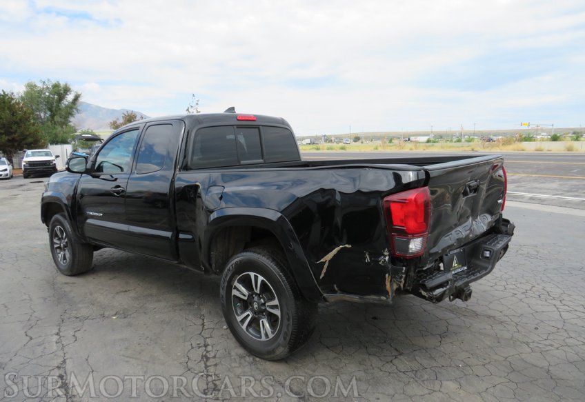 2018 Toyota Tacoma - Image 9